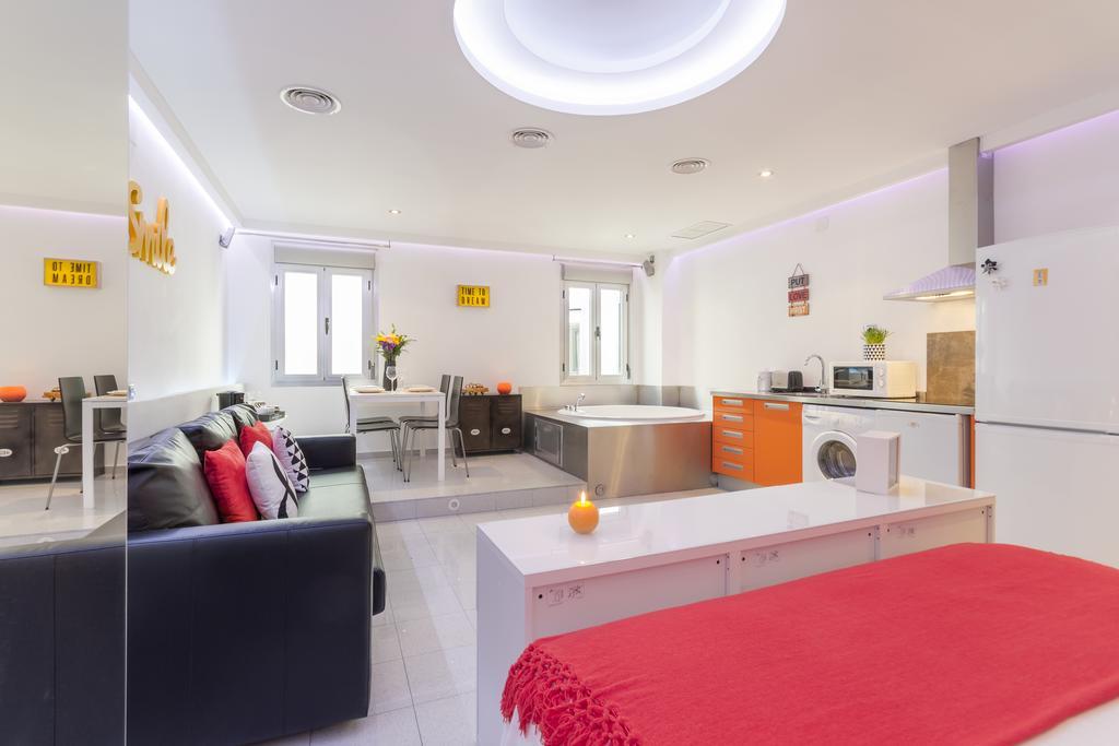Apartamento 7rooms7 Gran Via Smile Madrid